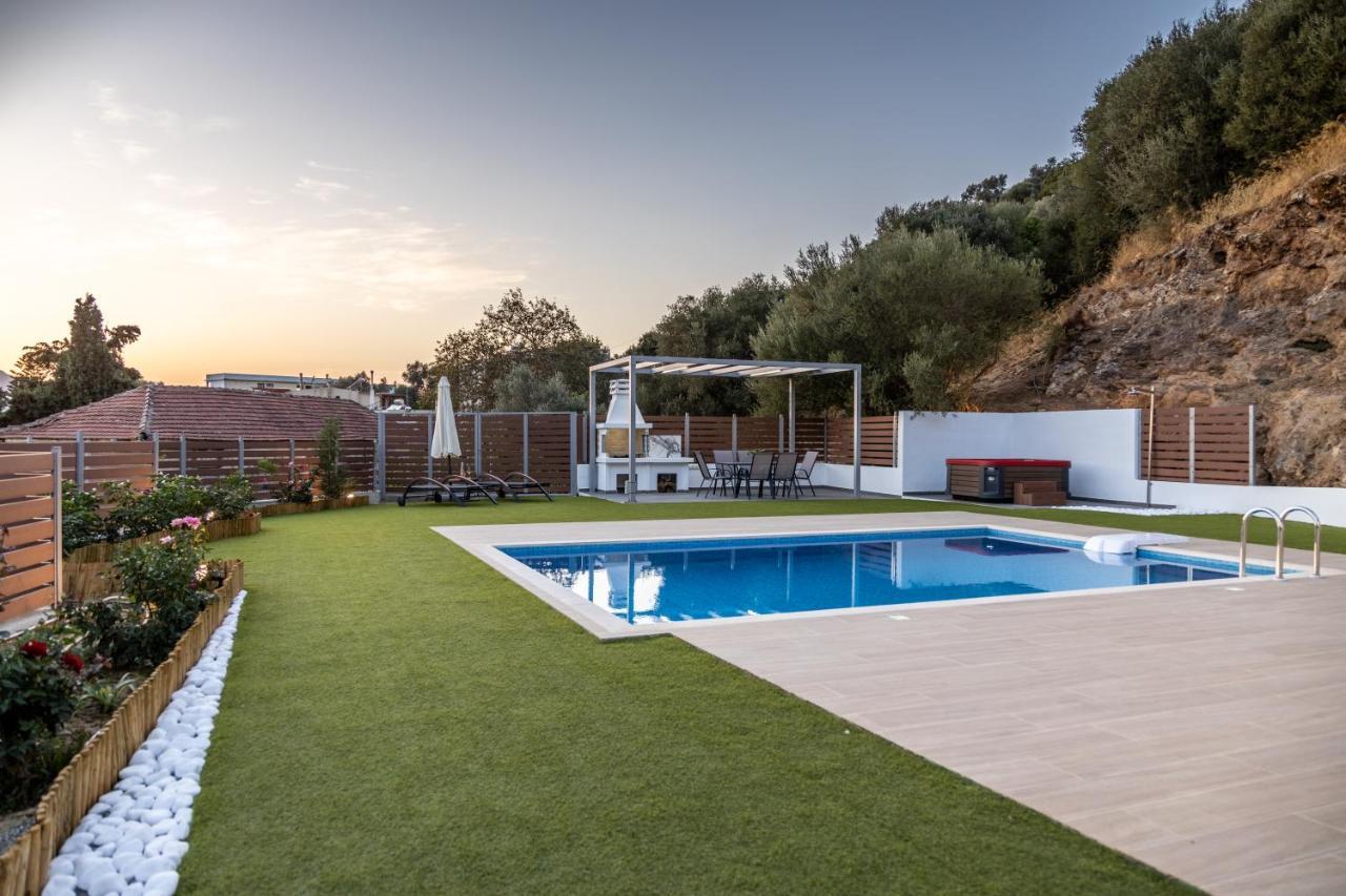 Villa Neonis Spílion Exterior photo